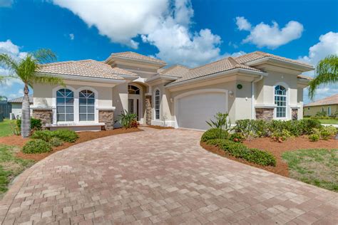 are there houses for cheap 30000 in florida